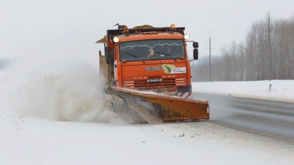 Дорожники в новогодние праздники будут работать в усиленном режиме