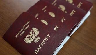 Двое мужчин пытались пересечь КПВВ из Крыма с «паспортами ДНР»