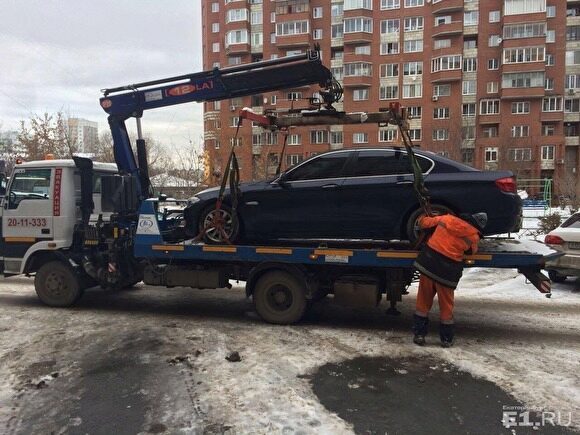 Экс-консул Сейшел в Екатеринбурге так и не сдал дипломатические номера с машин