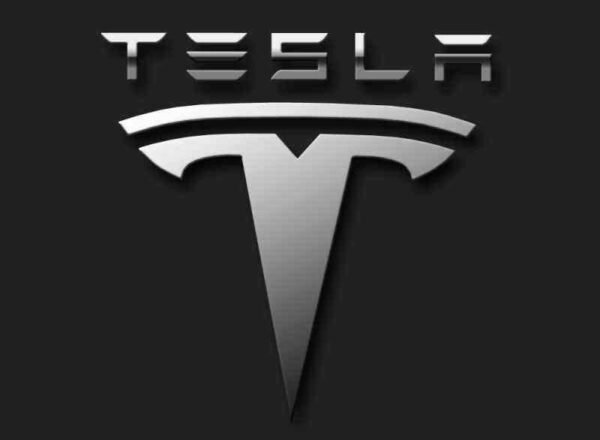 Электромобили Tesla начали готовить для эксплуатации в сильные морозы