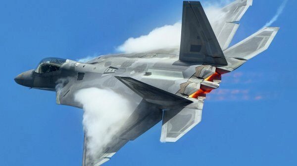 Генштаб рассказал о провокациях американского F-22 над Сирией