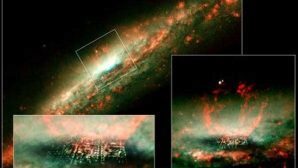 Гигантский «Город Бога» обнаружил Hubble в центре Вселенной