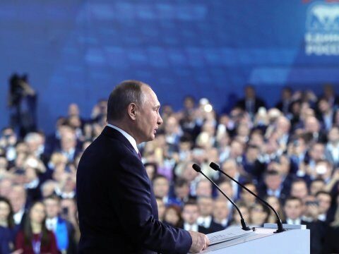 Гудков о речи Путина: «Тех, кто пережил стабильность, добьют развитием»
