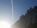 Инцидент со взрывом в небе над Крымом засняли на видео