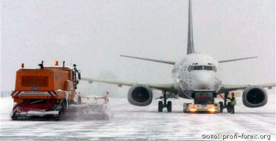 Из-за циклона закрыт главный аэропорт Камчатки