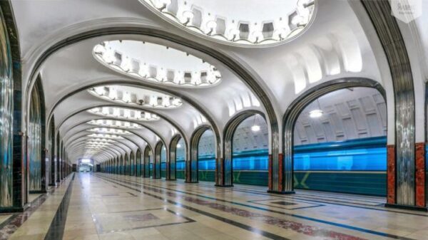 Как работает метро в новогоднюю ночь 2018 в Москве