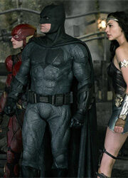 Катастрофу "Лиги справедливости" объяснили бонусами главы Warner Bros.