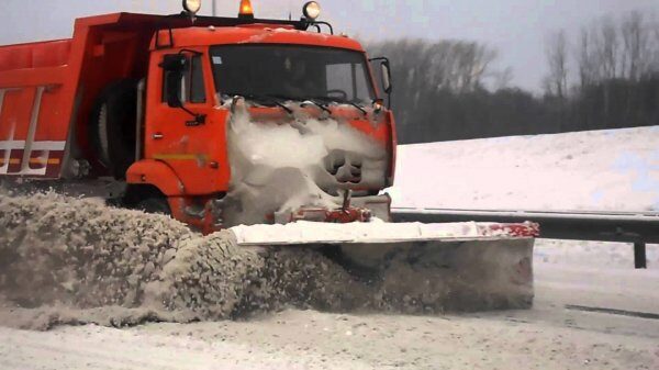 Коммунальные службы Москвы готовятся к уборке последствий снегопада
