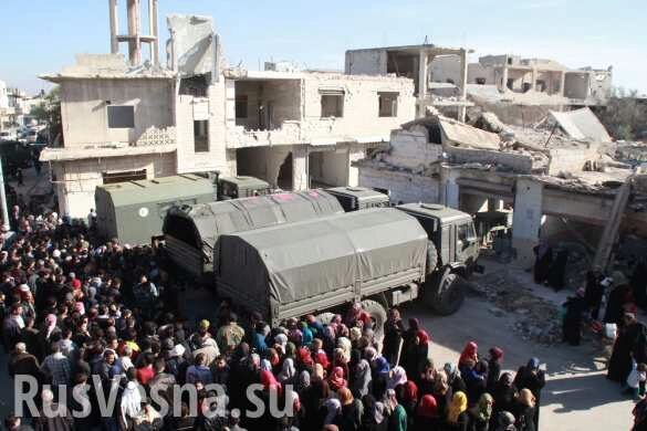 Конвой надежды: Российские военные прибыли в освобождённый от «Аль-Каиды» город в Хаме (ФОТО)