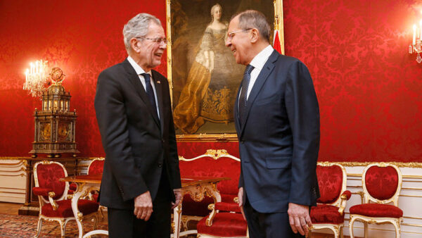 Лавров встретился с лидером Австрии в ходе заседания глав МИД ОБСЕ