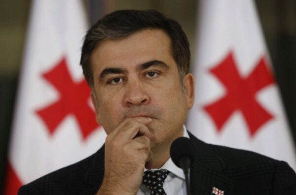 Луценко: СБУ должна была открыть огонь на поражение во время задержания Саакашвили