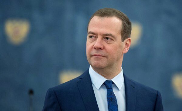 Медведев утвердил параметры реструктуризации долгов регионов в 2017 году