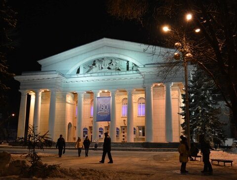 Медведев выделил 184 миллиона саратовской консерватории и оперному театру
