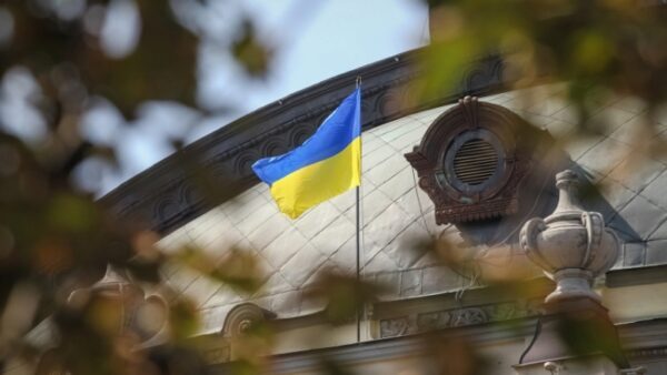 МИД: Предоставление Украине смертельного оружия сдержит агрессию В.Путина