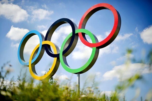 МОК обвиняет еще трех российских лыжников в использовании допинга