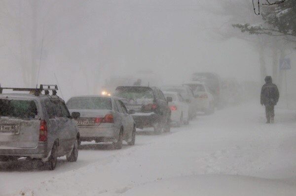 На трассе Самара-Оренбург из-за снегопада ограничено движение