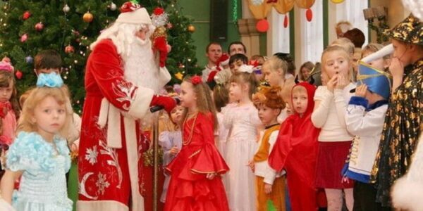 На воронежский «Ледовый карнавал» приедет Дед Мороз из Великого Устюга