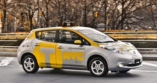 Nissan начнет испытывать беспилотные такси в начале 2020 года