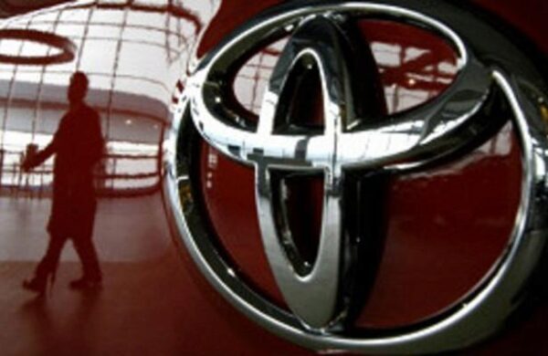 Новая Toyota Crown получает спортивное «обмундирование»