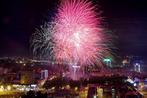 Новый год 2018 в Новосибирске: программа мероприятий, куда пойти, салют в новогоднюю ночь