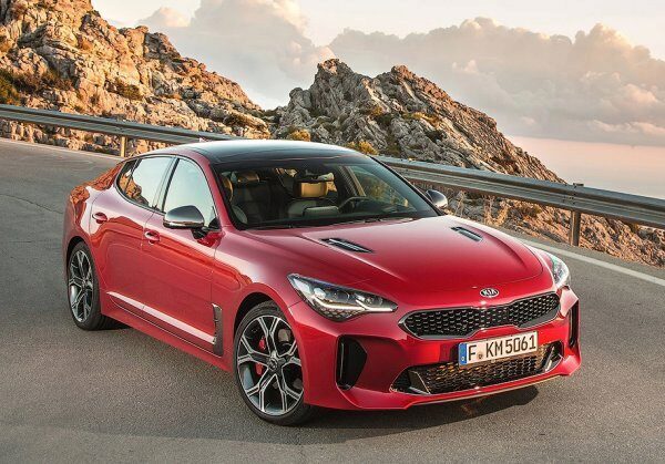 Озвучен ценник KIA Stinger для России