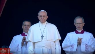 Папа Римский Франциск помолился за мир для Украины