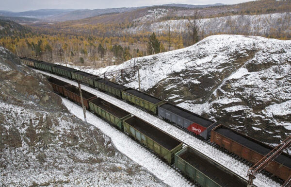 Погрузка в глобальной сети РЖД увеличилась в январе-октябре на 3%