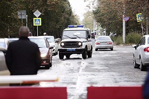 Полицейский в Москве на служебной машине сбил пешехода возле здания главка