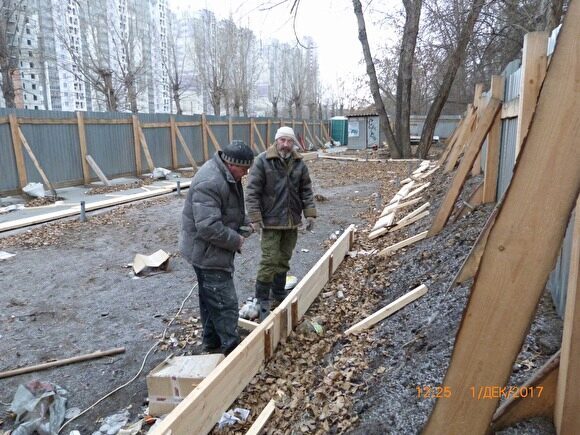 Полиция зафиксировала ход работ на скандальной стройке на северо-западе Челябинска