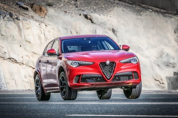 Полноразмерный кроссовер Alfa Romeo получит 400-сильный двигатель