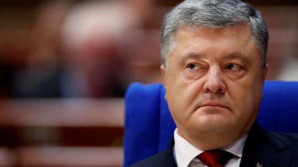 Порошенко даст показания в суде по делу Януковича