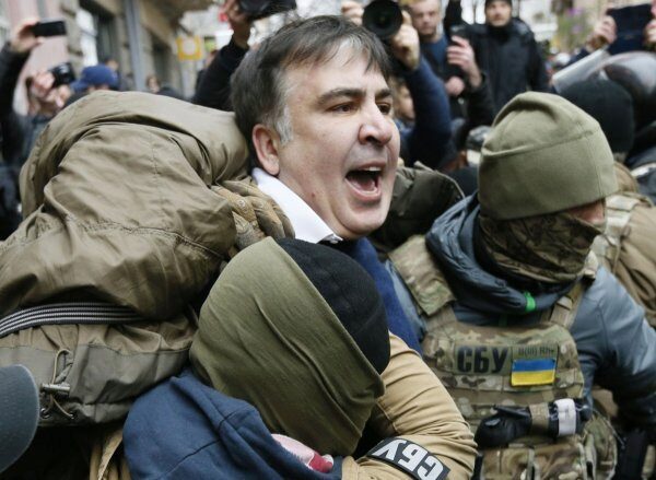 Саакашвили доставили в Печерский суд Киева