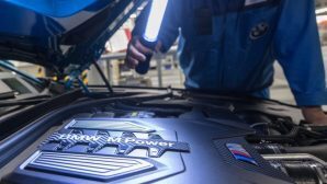 Самый мощный седан BMW M5 официально встал на конвейер