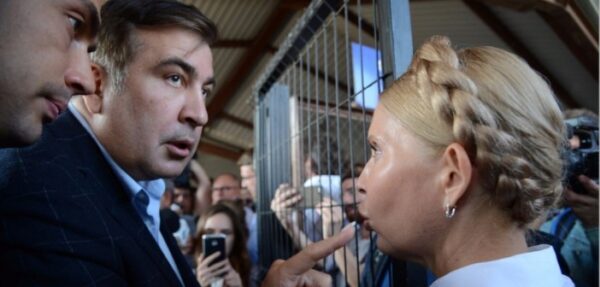 Тимошенко готова взять Саакашвили на поруки
