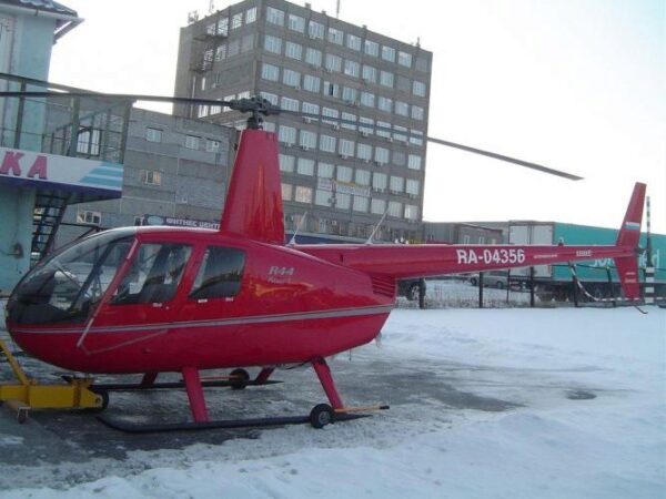 У качканарского завода отобрали вертолет за долги