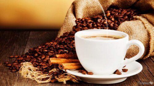 Употребление кофе может стать причиной головных болей