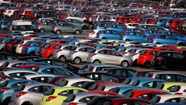 Уровень продаж новых легковых авто в Москве увеличился на 3%