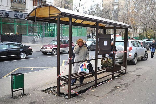 В Бийске владелец остановки, убившей женщину, заплатит компенсацию в размере 1 млн рублей