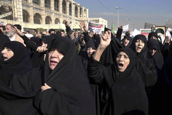 В Иране погибли 2 человека в ходе массовых протестов