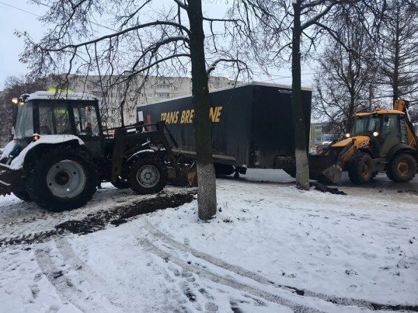 В Коврове водитель фуры в час пик «потерял» прицеп