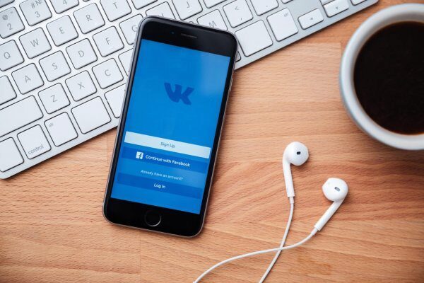 В мобильной версии "ВКонтакте" теперь можно создавать упоминания