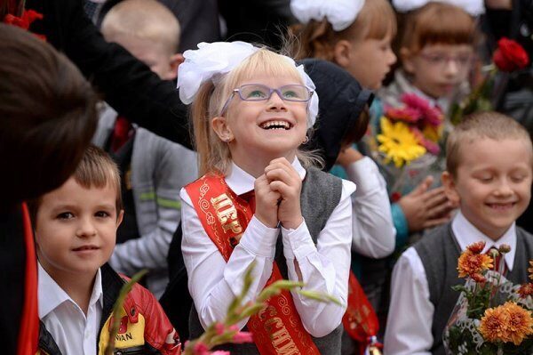 В Москве начали прием заявок детей в первый класс