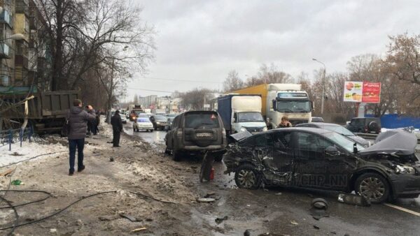 В Нижнем Новгороде произошла массовая авария