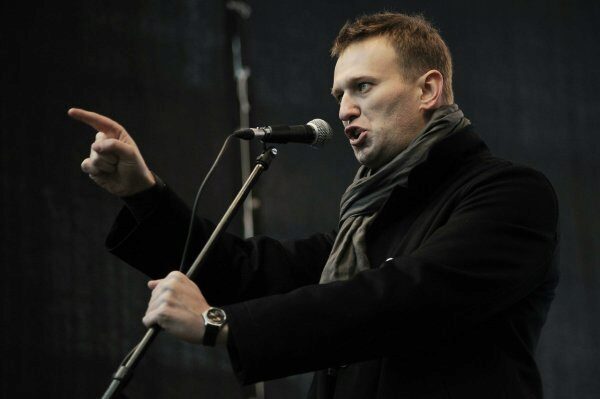 В Петербурге активисты «Открытой России» выступили с поддержкой Навального