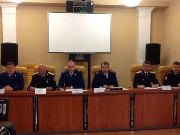 В Саратовской области 34 чиновника уволено "в связи с утратой доверия"