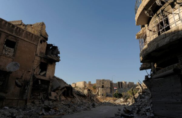 В Сирии нашли два крупных захоронения жертв террористов