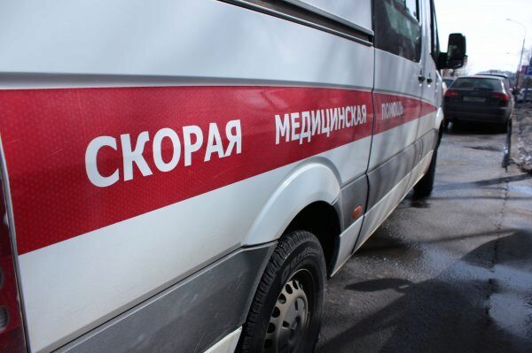 В Смоленске из окна выпал 15-летний подросток