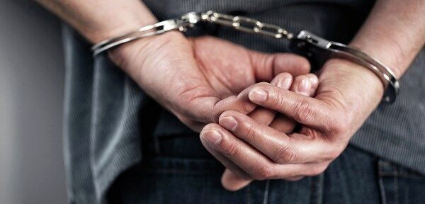 В Сургуте задержали мужчину, укравшего подарки с детского утренника