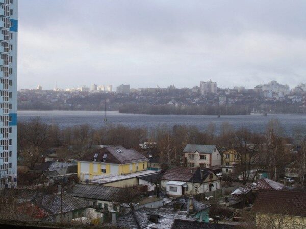 В Воронеже огнеопасное ДТП стало причиной пробок
