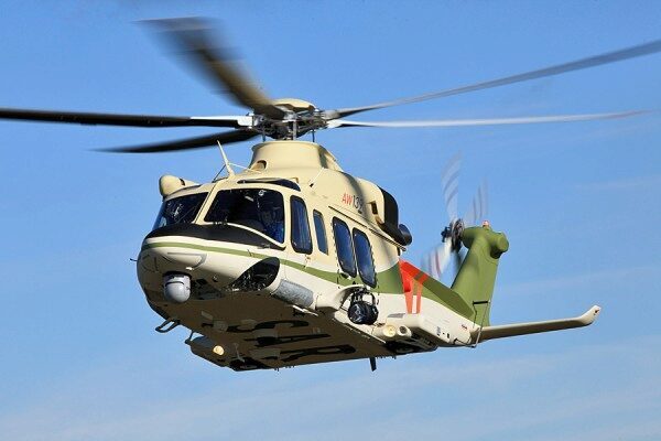 В Японии на школьника упал иллюминатор американского вертолета